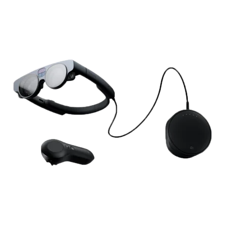 VR Expert - Magic Leap 2 connected with powerpack and wth controller